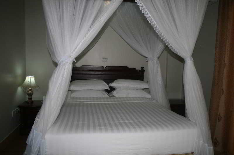 Mc-Elly'S Hotel Arusha Bagian luar foto