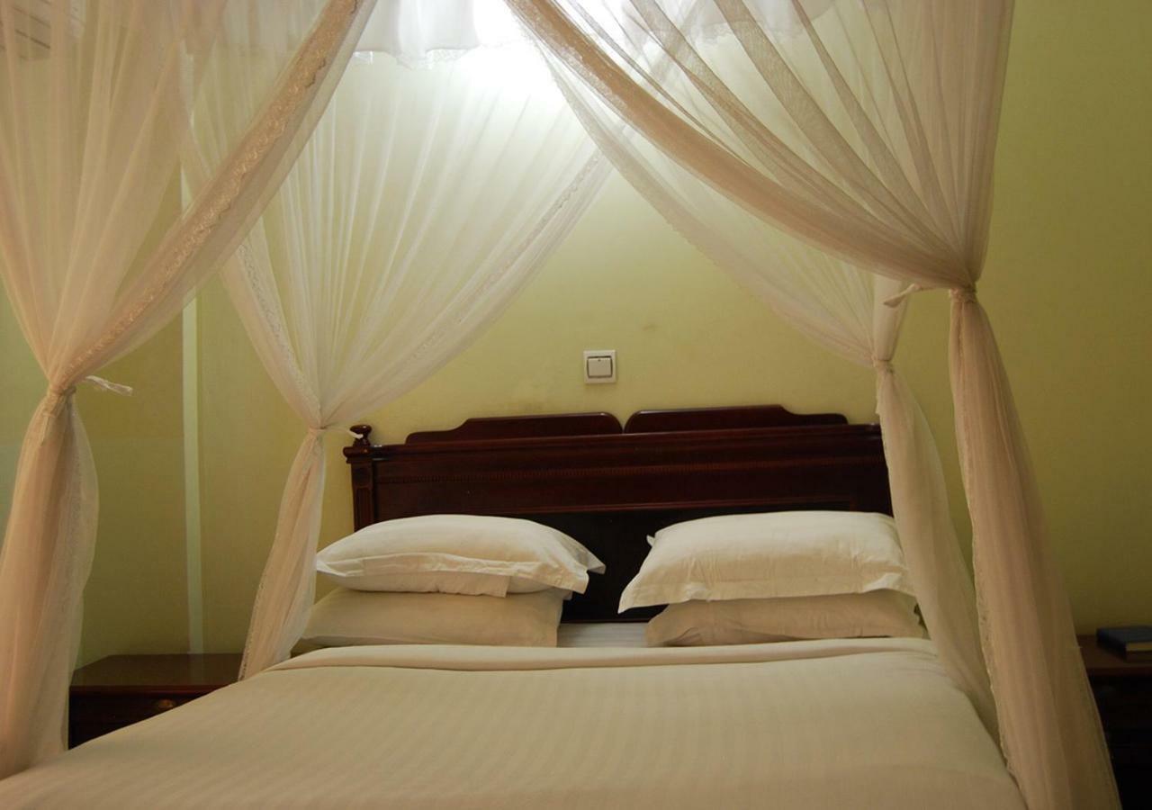 Mc-Elly'S Hotel Arusha Bagian luar foto
